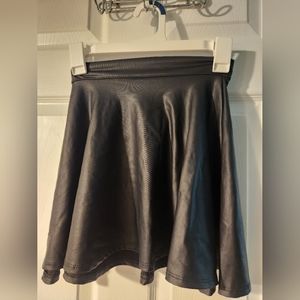 Woman's black leather skirt size xs